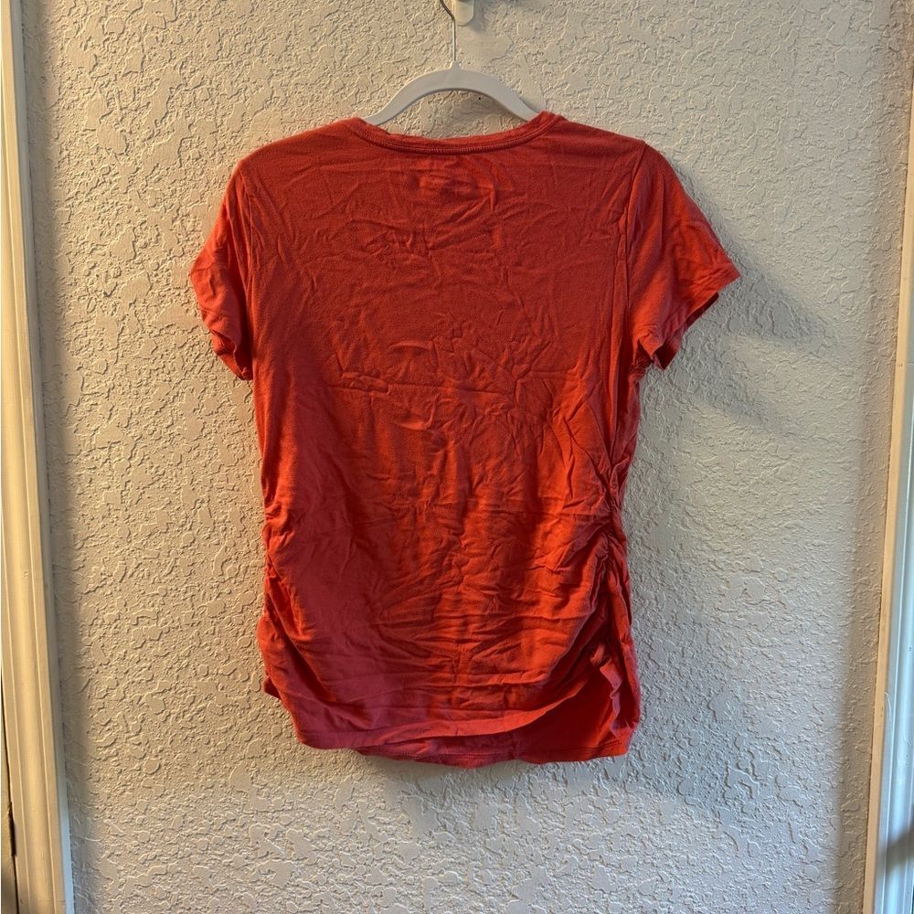 Maternity Women's V-Neck pink/salmon T shirt medium - Picture 2 of 3